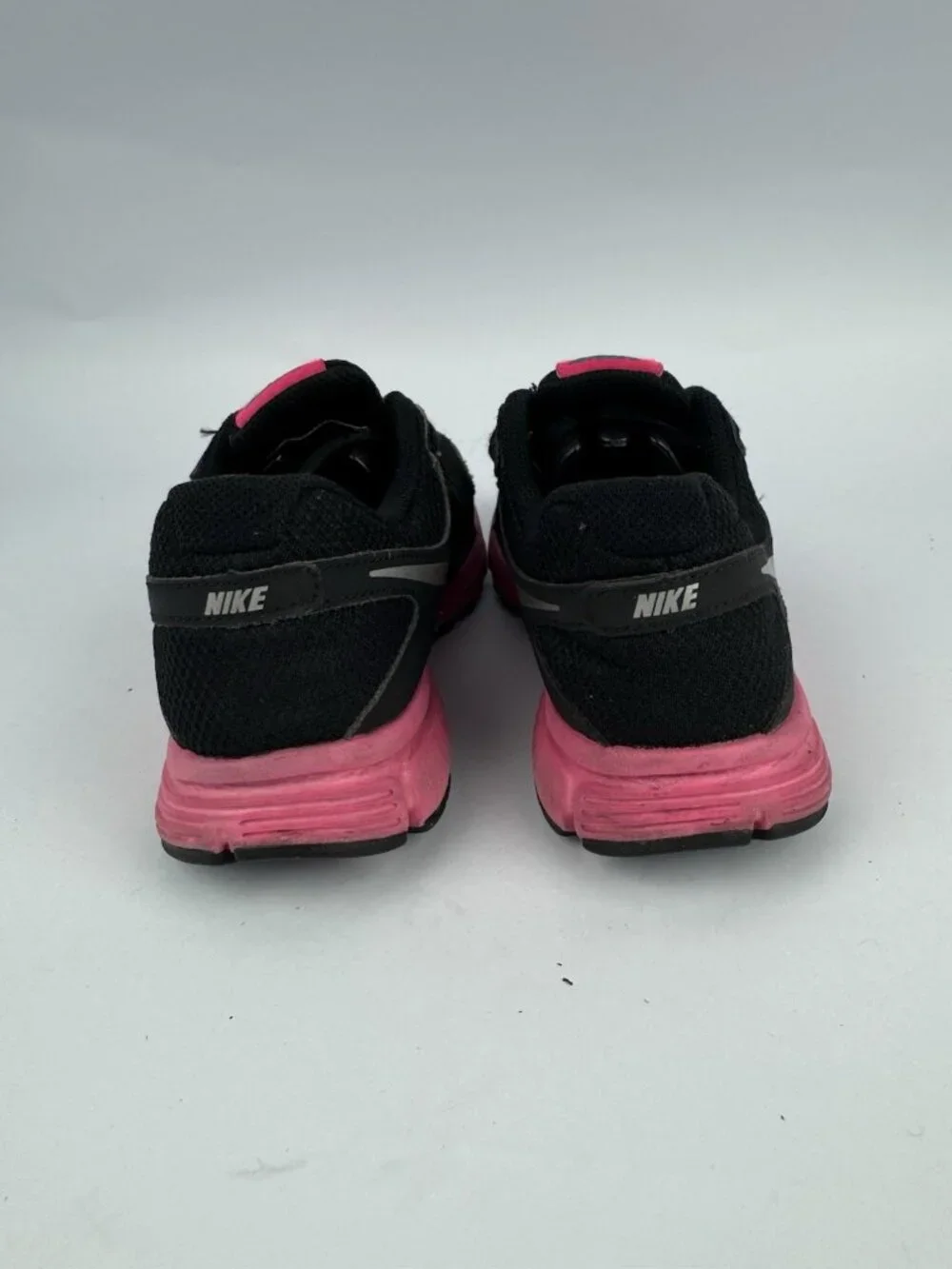 NIKE Lunar Forever Girl’s Black/Pink Sneakers Size US 5Y